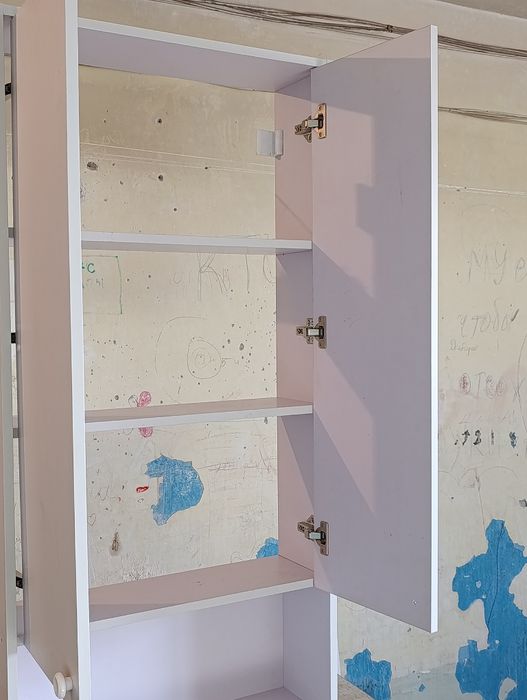 Продается мебель для ванной и бассейнов из PVC