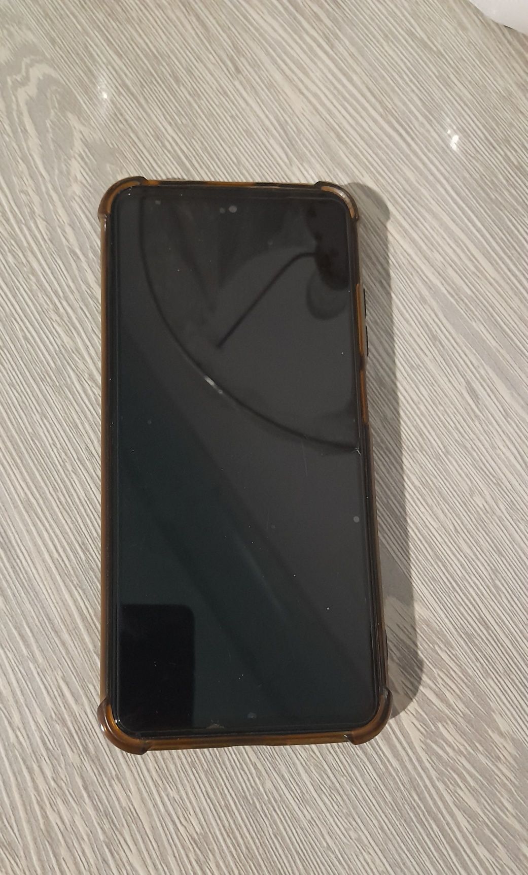 Telefon ayfon 6s
