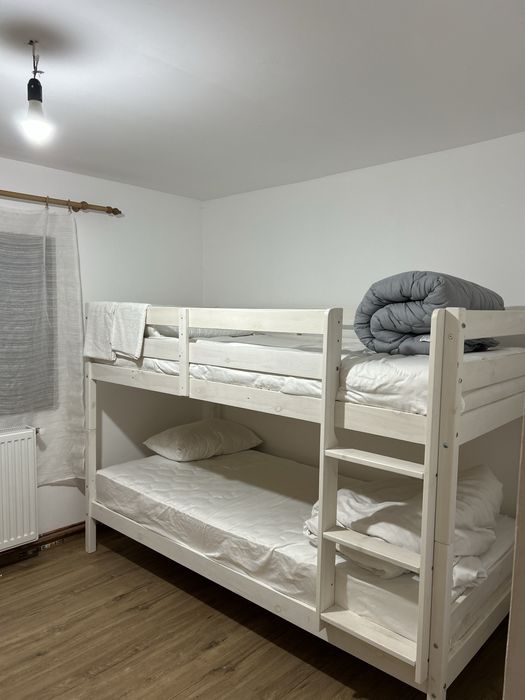 Inchiriez cabana cu ciubar ocupata de revelion