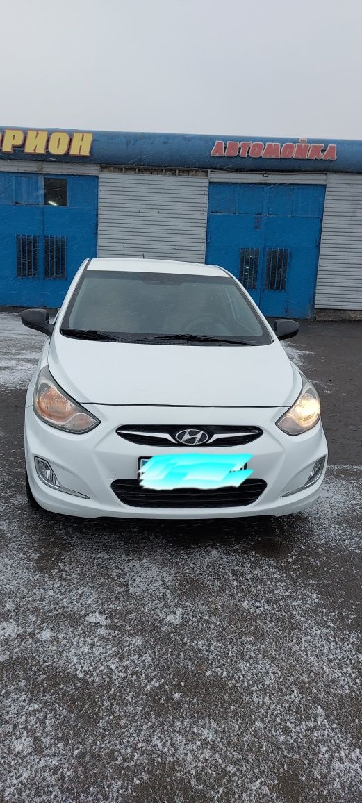 Продам Hyundai accent 2013