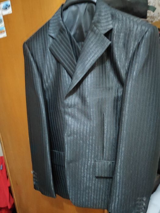 Размер46 тияПкостюм ! Новый тройкародам!