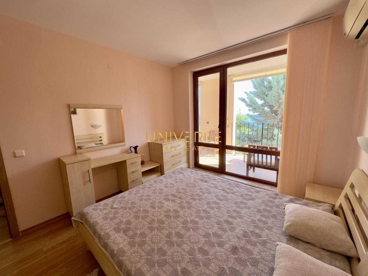 Продава се Двустаен апартамент в Свети Влас - 60 кв.м за 1550 €/кв.м - Снимка #3