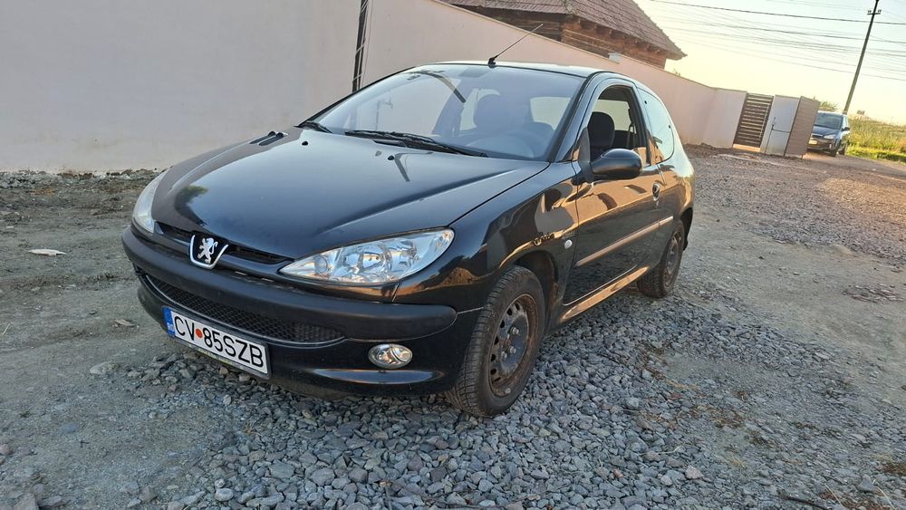 De vânzare Peugeot 206 – Mașină economică și fiabilă!