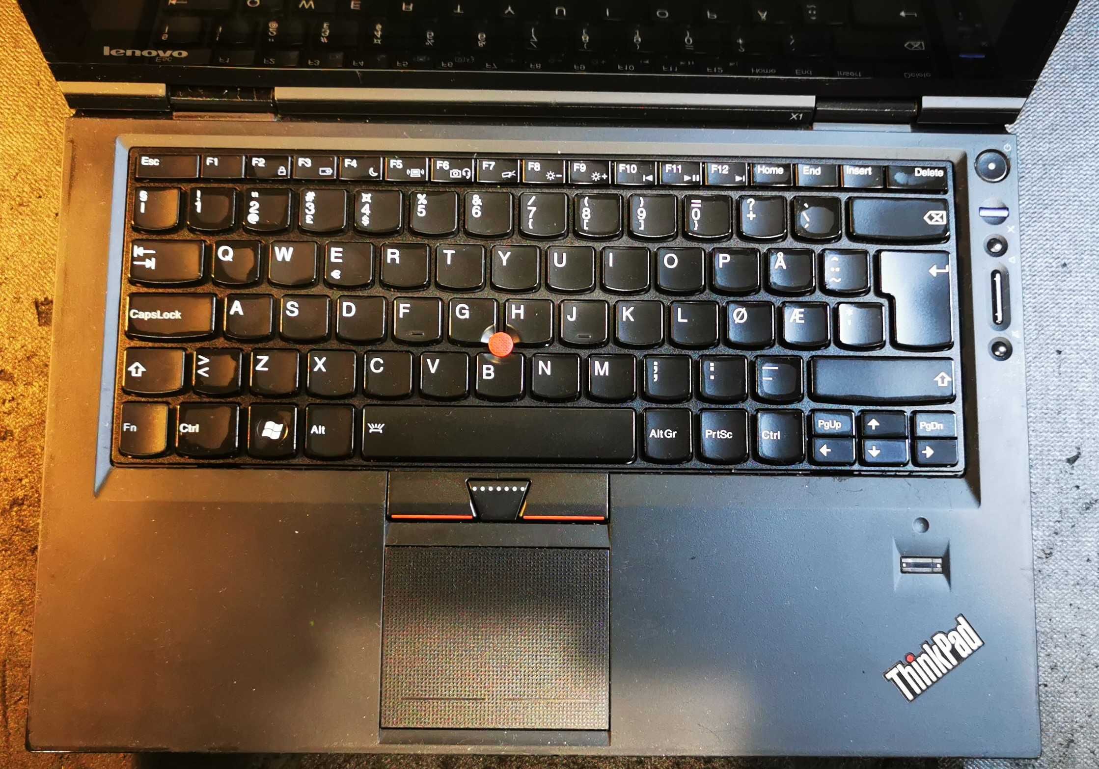 Продавам Lenovo X1 Tablet