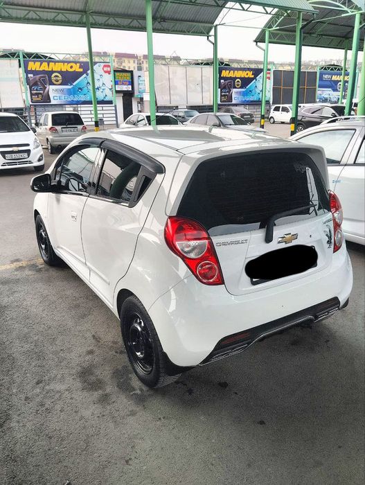 Автомашина Chevrolet Spark