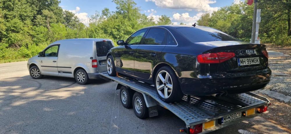 Vând platforma pentru tractare