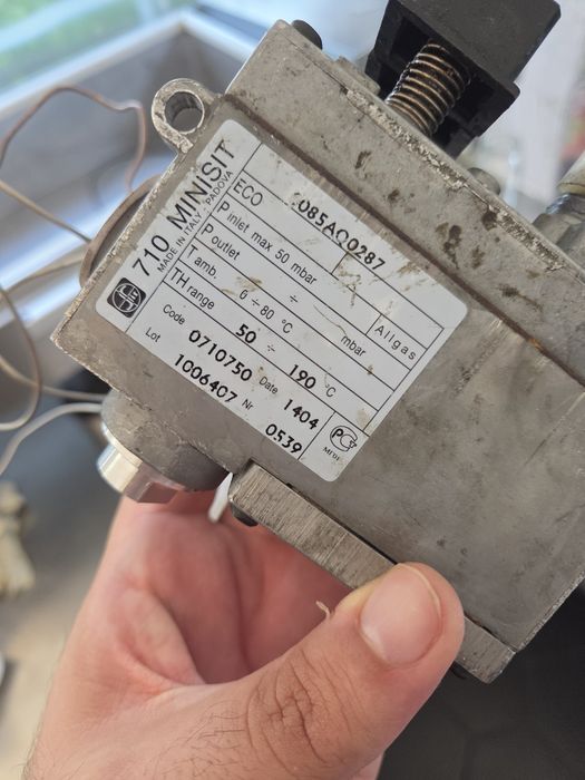 Minisit 710 gas valve magnet m9 thermocouple и управление за части