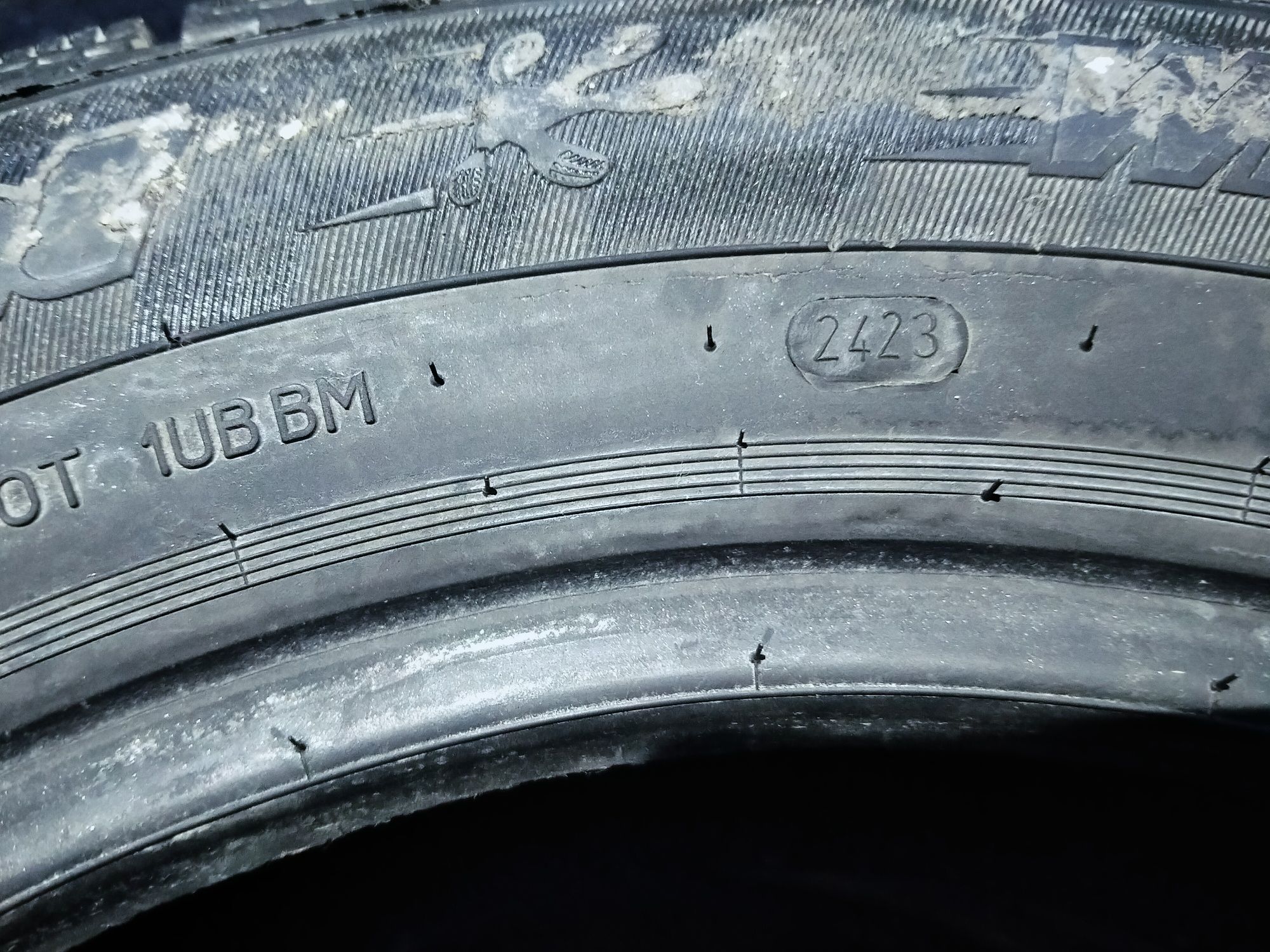 Зимние шины без шипов 185/65 R15