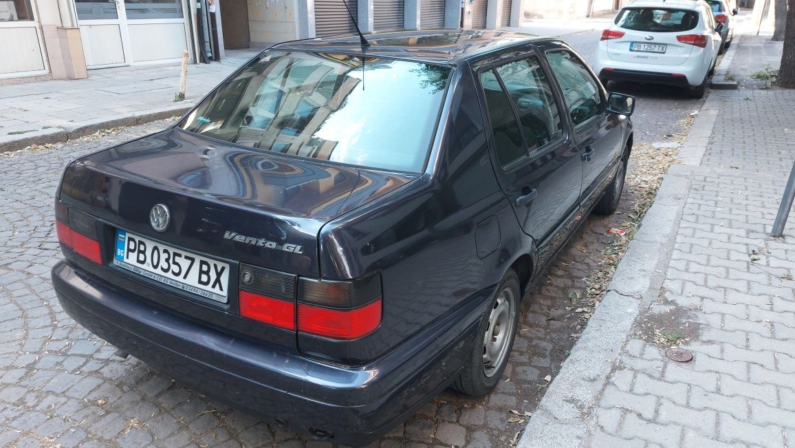 VW Vento 1,6 101к.с. 1996г.