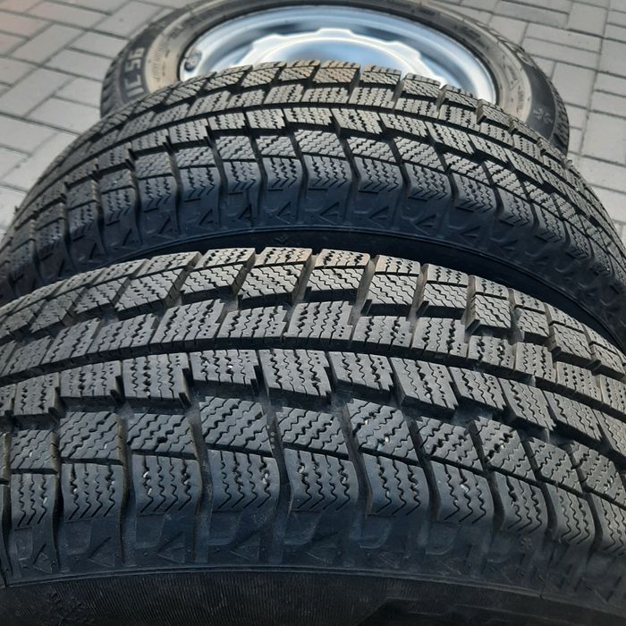 Продается зимние колеса 185 65 r14 комплект