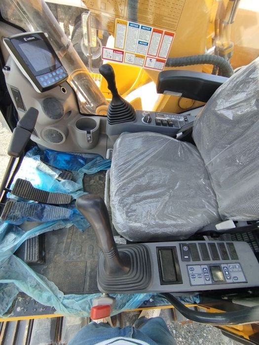 Ekskavator  Arindaga beriladi