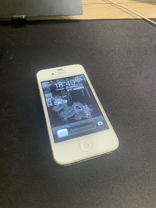 Продам Айфон 4с в хорошем состоянии