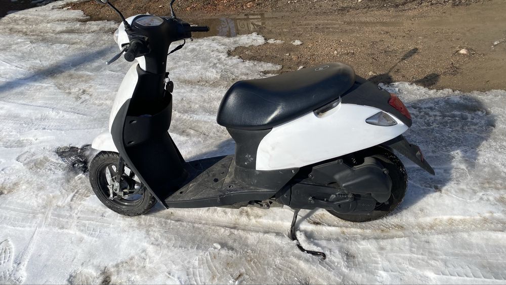 Продам Скутер Мопед сузуки летс 6 suzuki lets 6, G на полном ходу