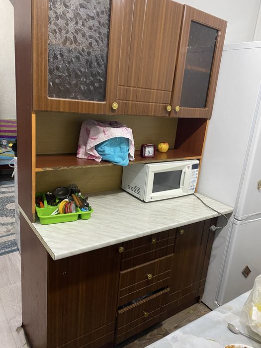 Продам кухонный шкаф, буфет