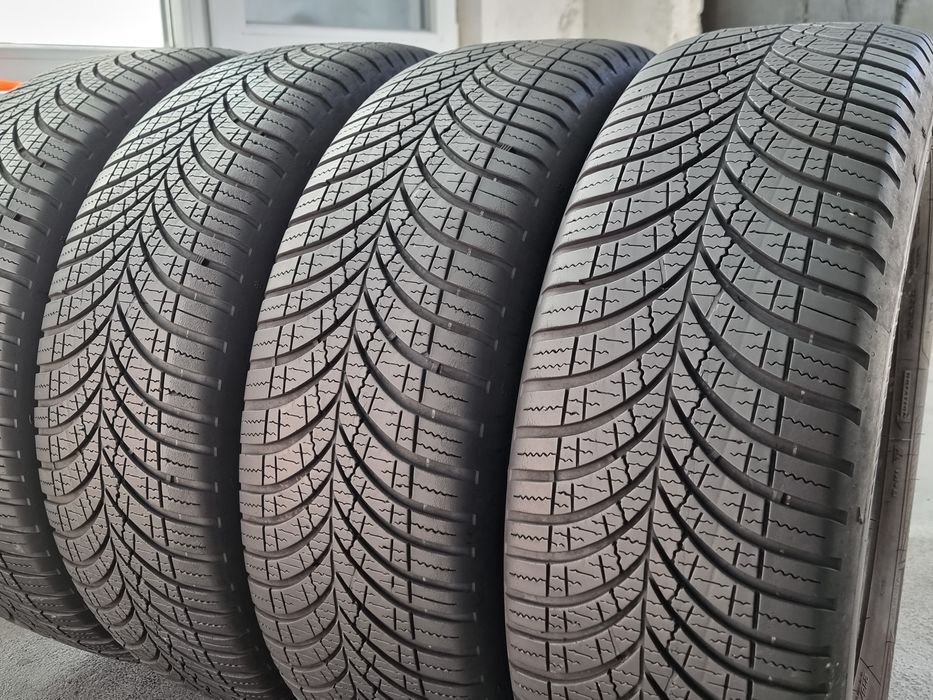 "Dot 23" 215/65/16 Goodyear 4Броя: 350лв 6.2мм всесезонни гуми