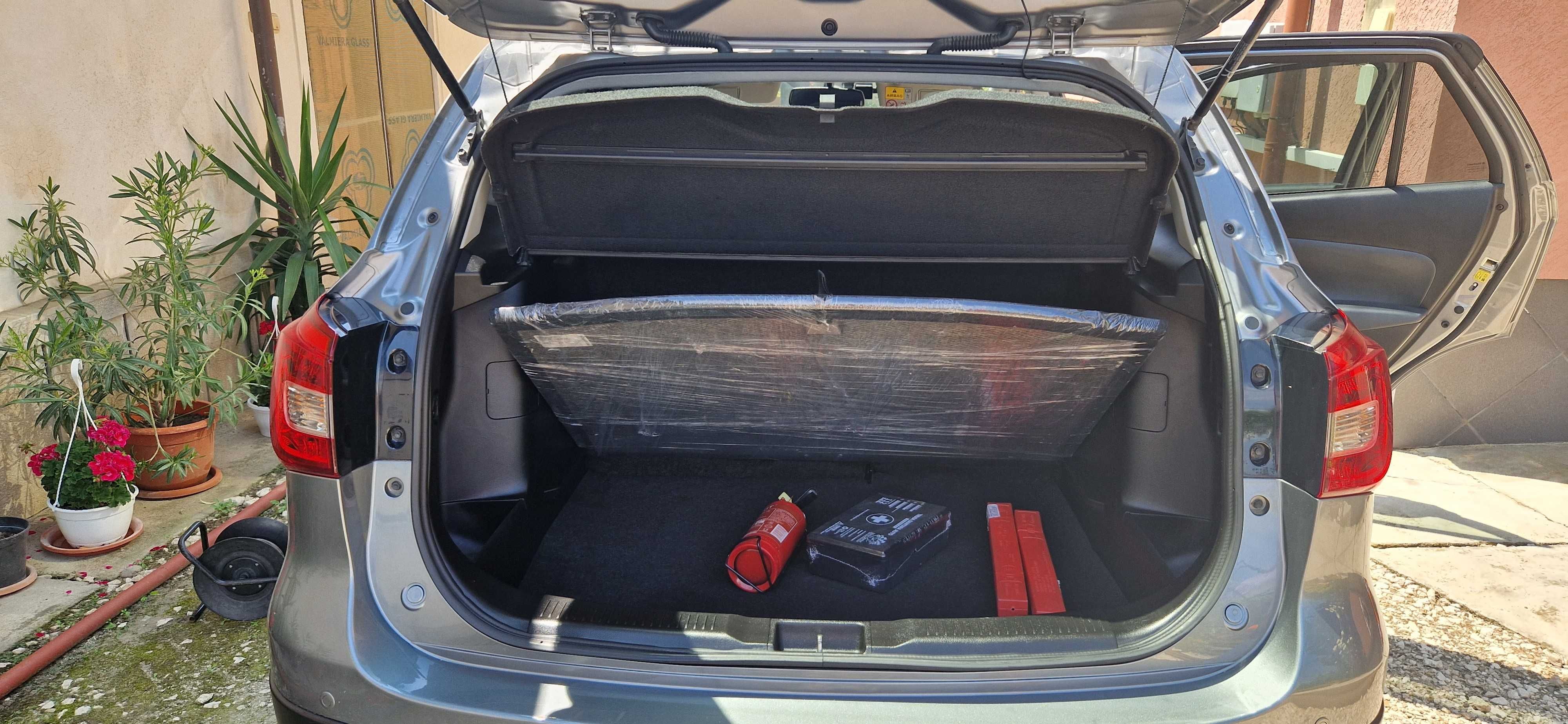 Suzuki S-Cross 1.4 benzina, 4WD, echipare Luxus