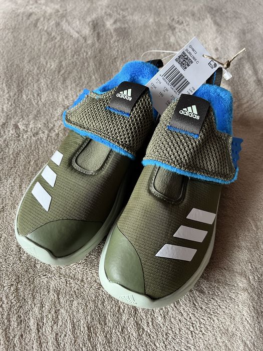 Нови оригинални Adidas
