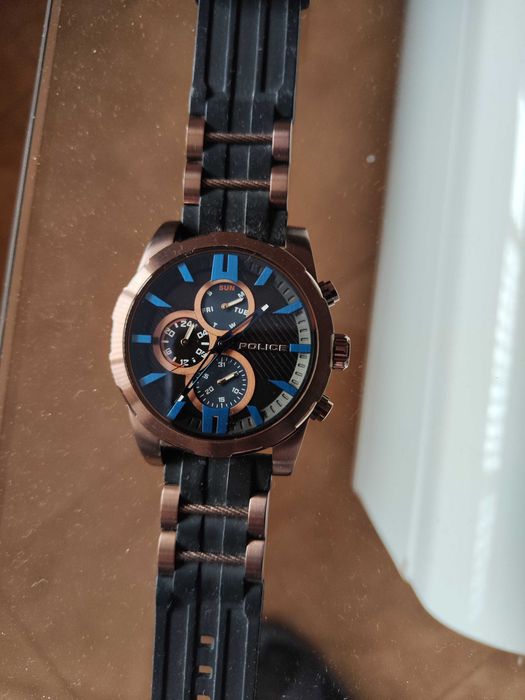 Часовник POLIS като нов