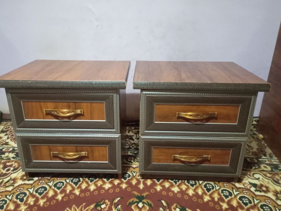 Срочна сотилади иккита тумбучка спални учун