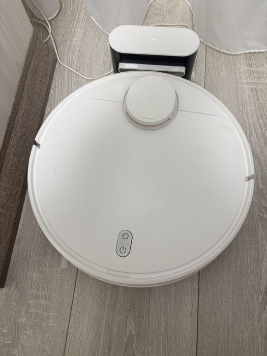 Робот пылесос Xiaomi, хороший помошник по уборке полов