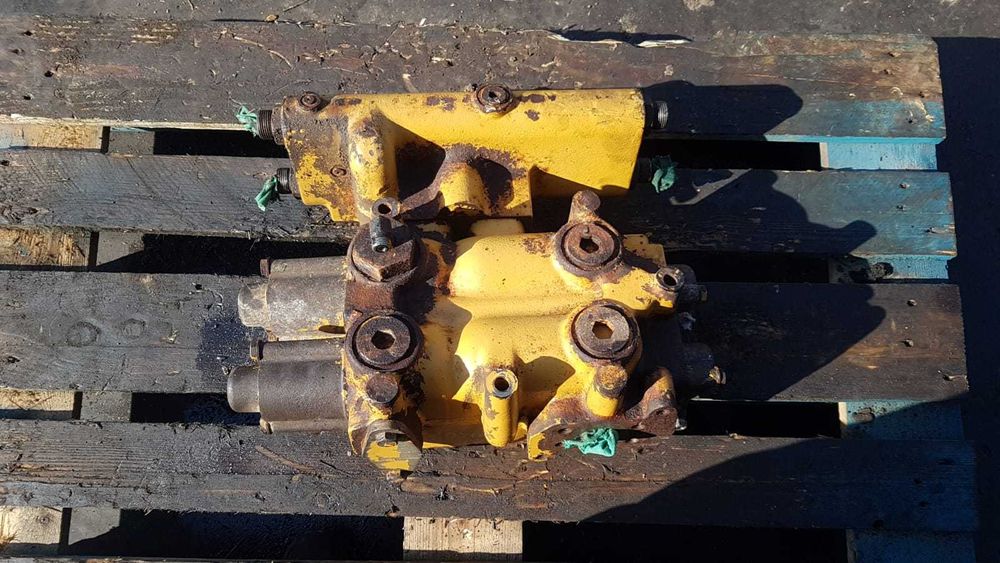 Distribuitor hidraulic vola Caterpillar 950G , 950H