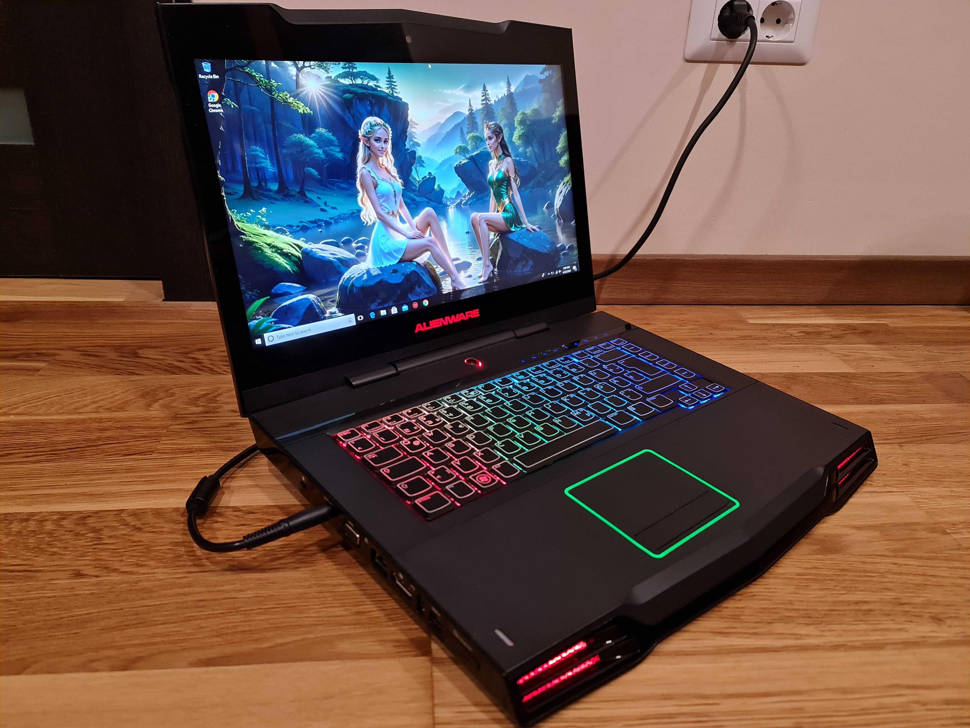 Laptop gaming ALIENWARE ,intel core i7-, video nvidia GTX , 17,3 inch