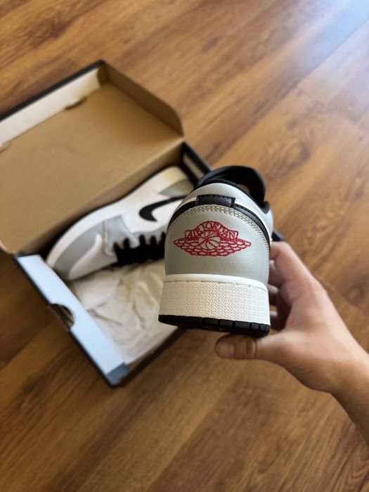 Nike Air Jordan 1 Low Smoke Grey дамски кецове обувки маратонки