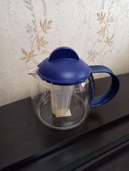 Продам немецкий заварной чайник. Стекло.