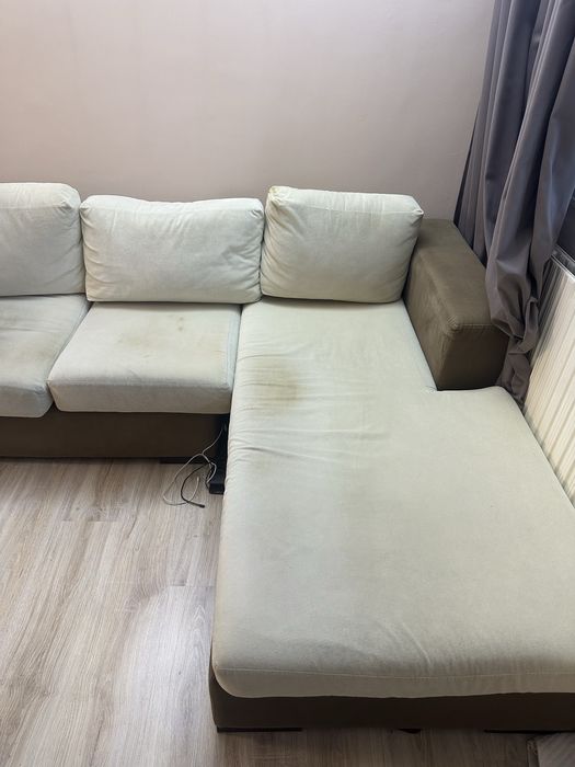 Трапезен ъглов диван