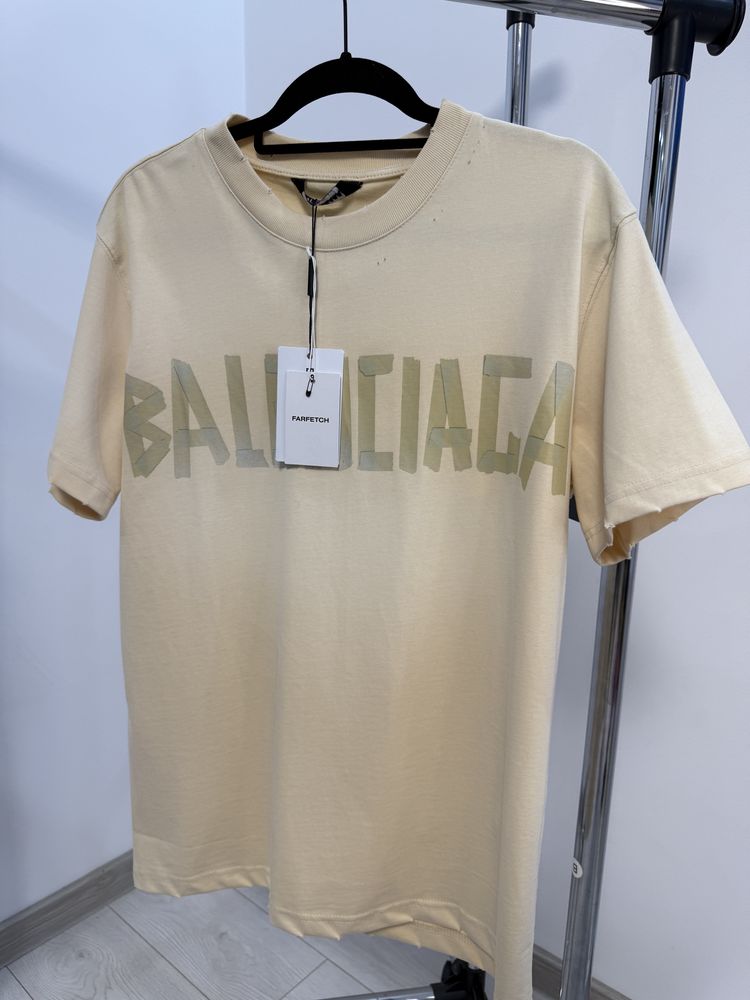 Tricouri Balenciaga Amiri D2 Givenchy