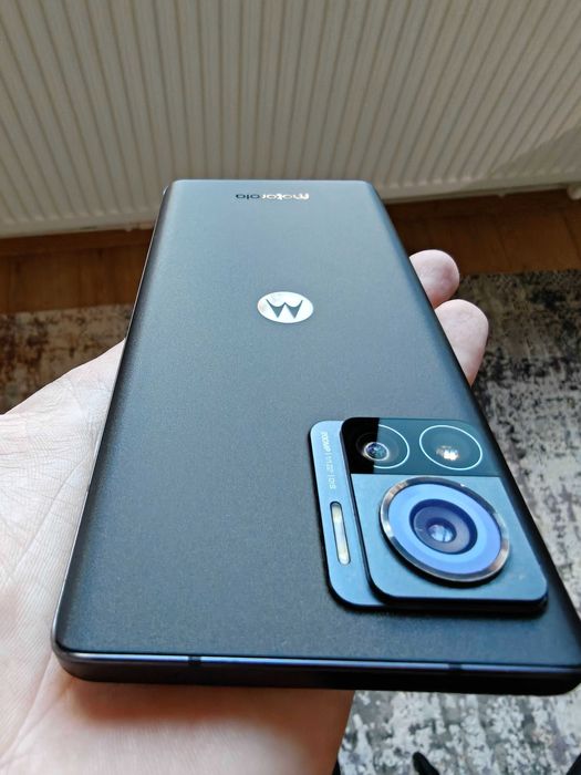 Motorola EDGE 30 Ultra