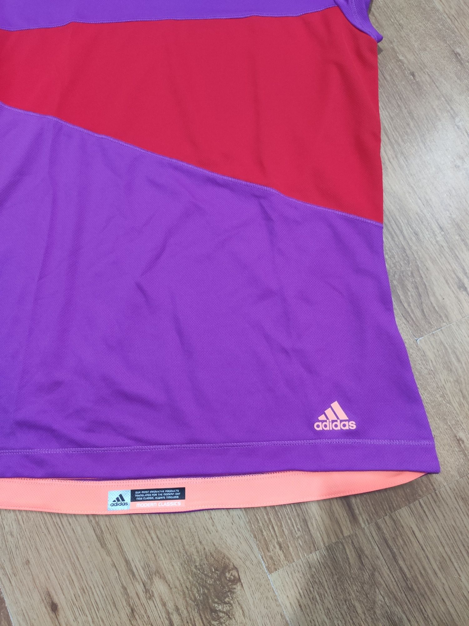 Tricou dama Adidas mărimea 38 S/M