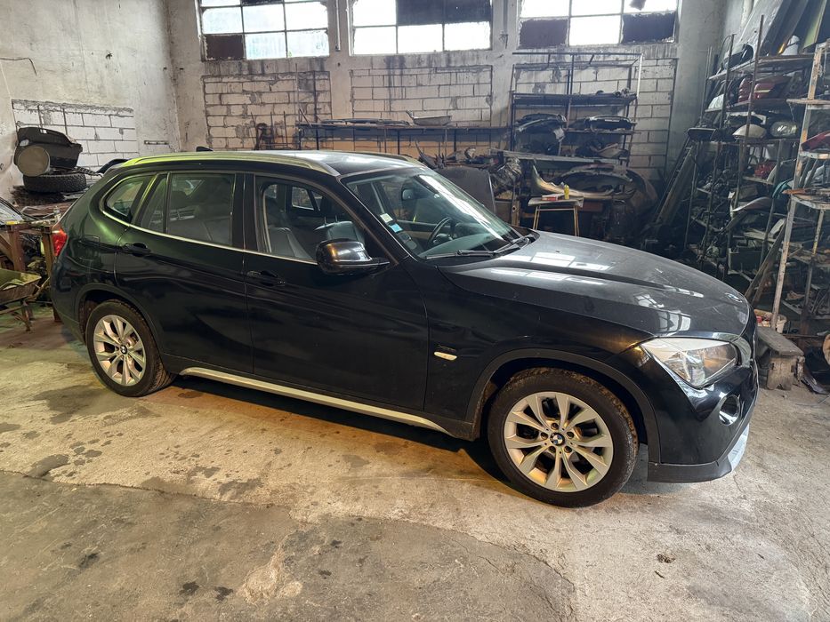 BMW X1 - 2.0 diesel 143cp - cutie automata - an fab 2011 - panoramic