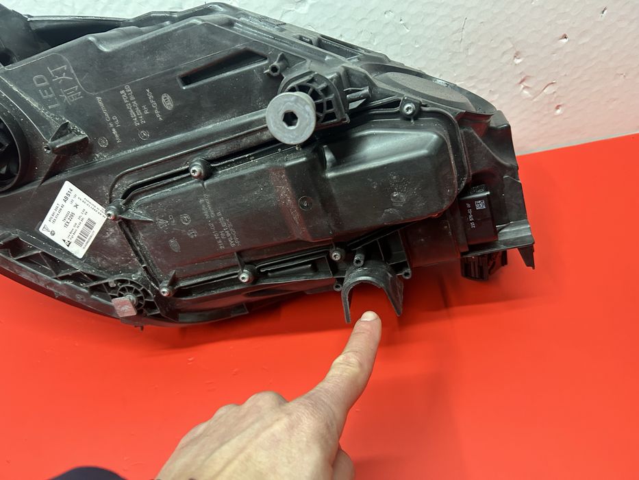 Far faruri Porsche Cayenne 9Y0 full led 2019-2023