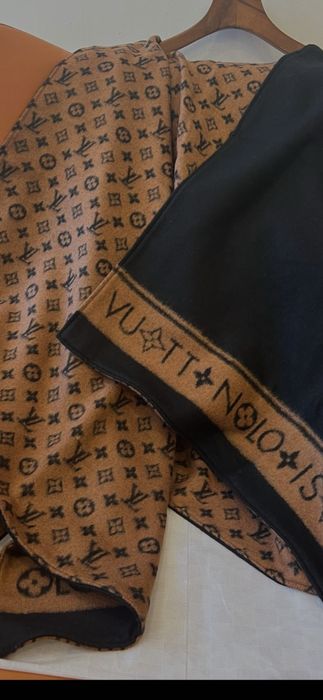 Poncho Louis Vuitton, model 2026