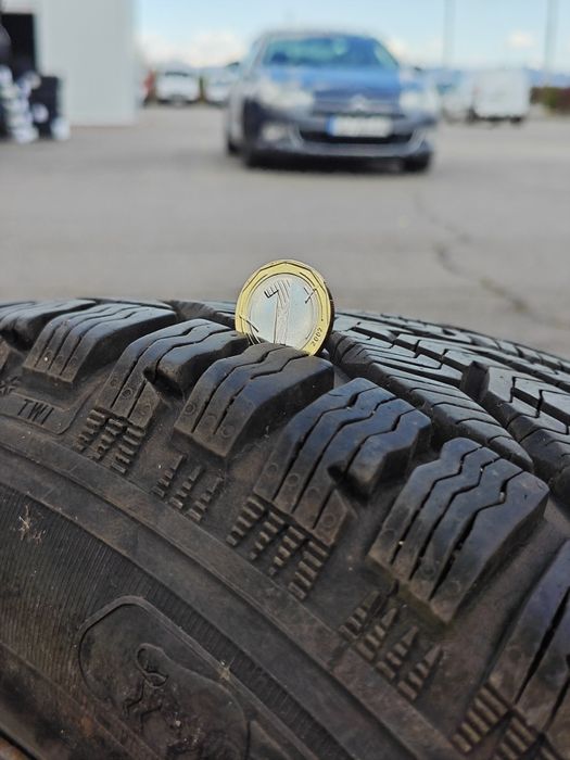 Зимни гуми с джанти  205/55/ R16 цола