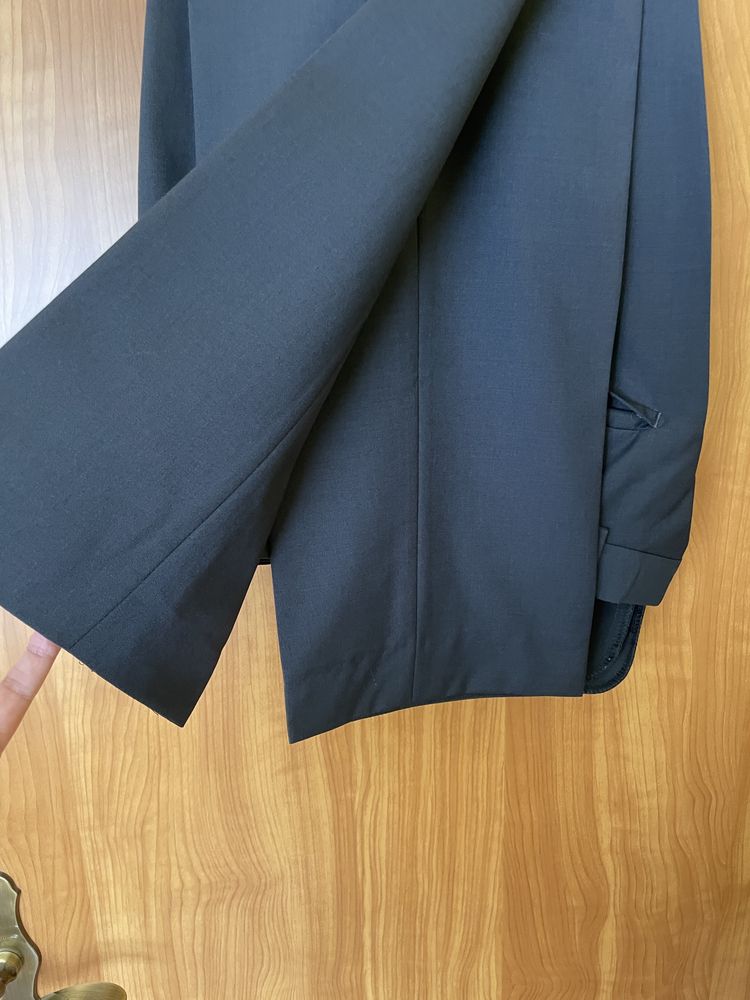 Pantaloni barbati “Strellson Premium” 100% lâna, mărimea 46 -S,