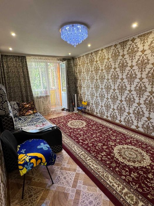 Продам двухкомнатную квартиру в центре города