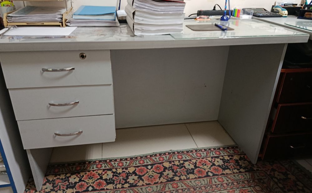 Продам стол в отличном состоянии