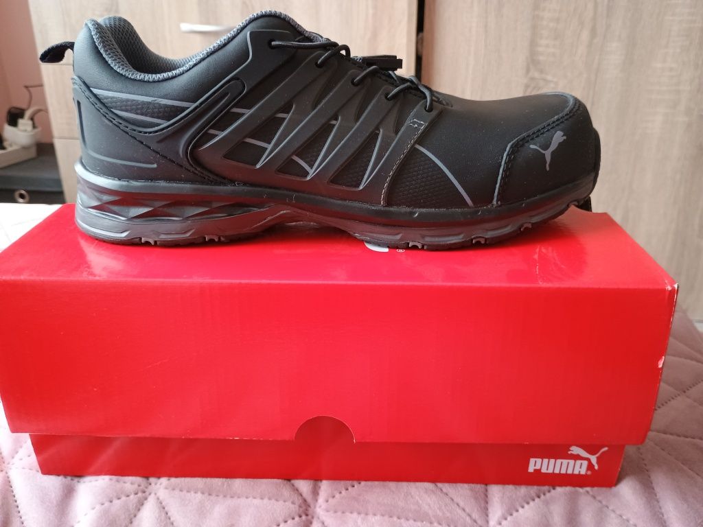 Работни обувки Puma Velocity 2. Black low