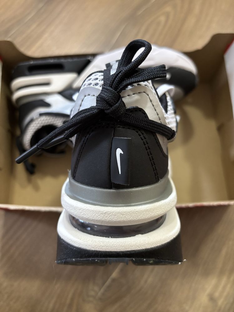 Маратонки Nike Air Max Furyosa
