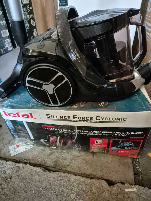 Пылесос Tefal. Модель: Tefal TW7256EA. Pilesos Tefal