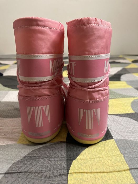 Moon boot de vanzare