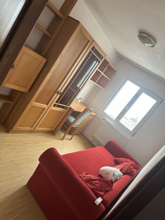 Inchiriez apartament 3 camere Calea Bucuresti zona Institut