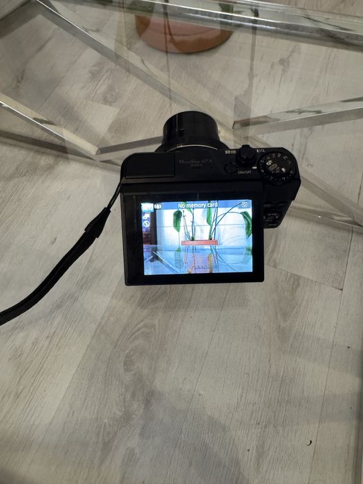 Canon G7x Mark II