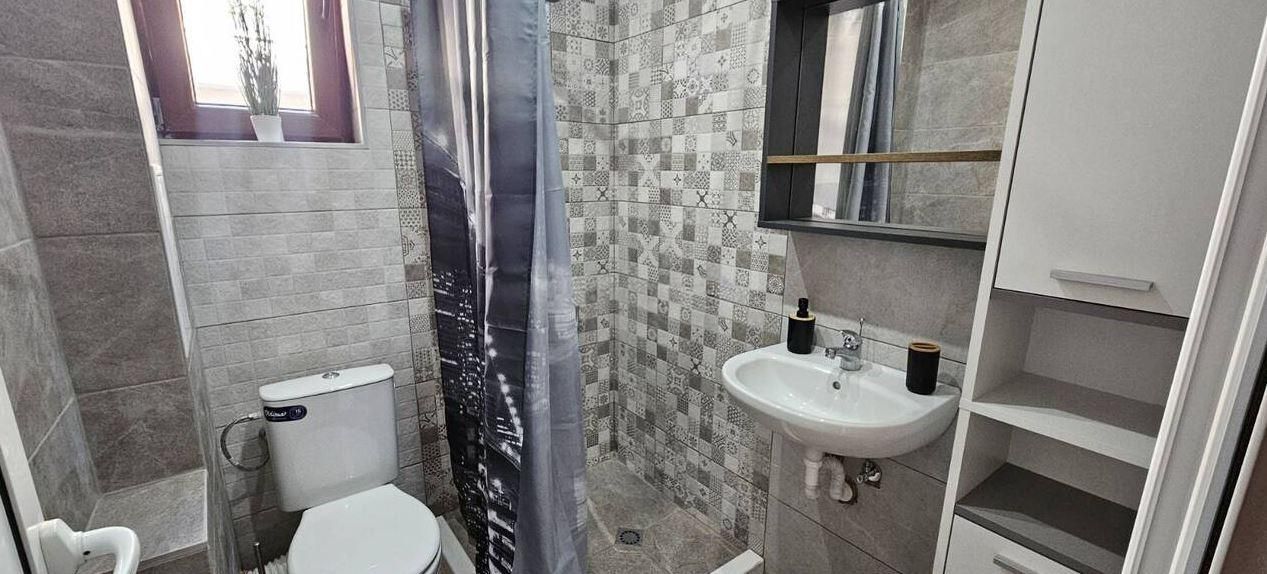 Дава се под наем Тристаен апартамент в Варна, Конфуто - 62 кв.м за 600 € - Снимка #8