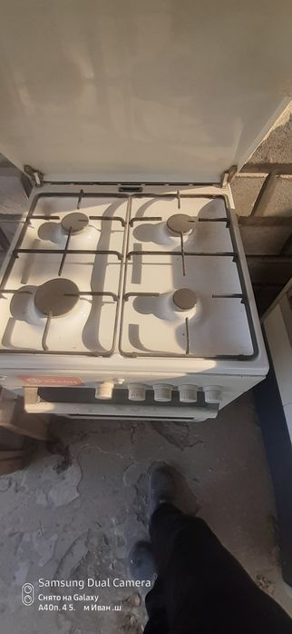 Продам  газплитку бош в хорошем состоянии