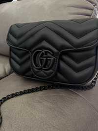 Poseta Gucci Marmont mini