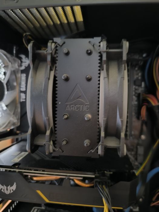 PC AMD Ryzen 3700x , 12 GB RAM, GeForce gtx 2060