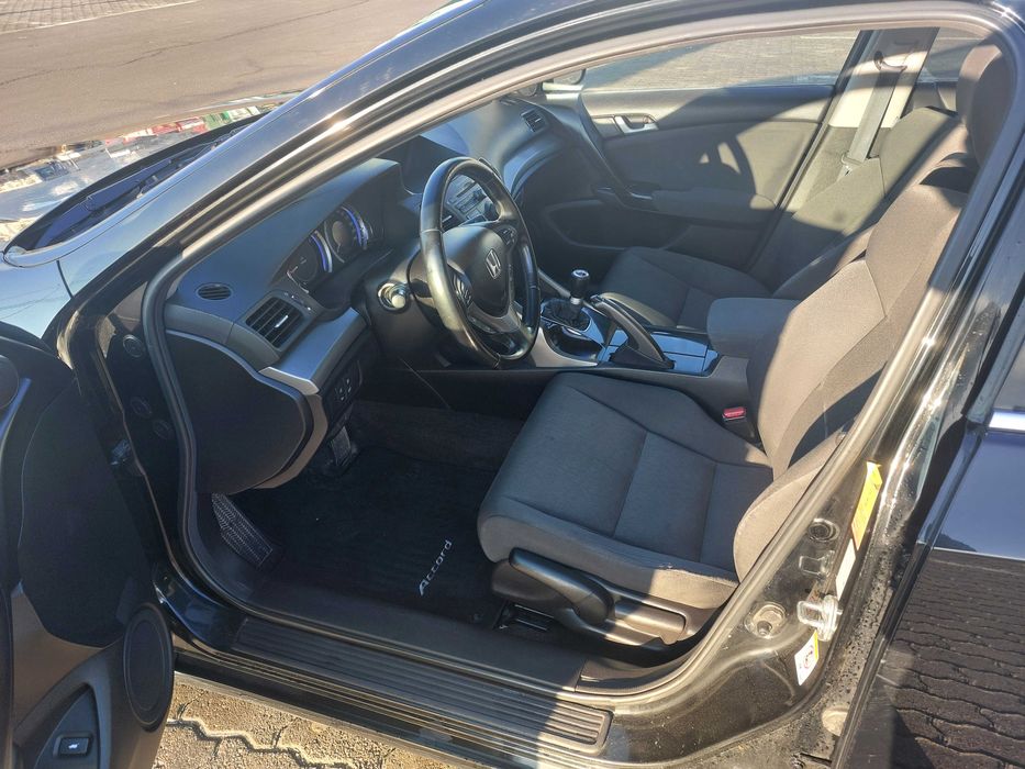 Honda Accord 2.2 Executive - Distronic